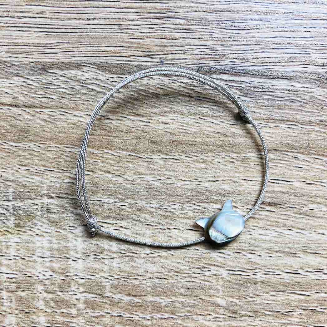 Camille-Kinderarmband aus Perlmutt mit verstellbarer Silberkordel