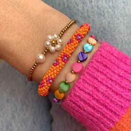 Armbånd | Perleblomst | rustfri stålperler guld