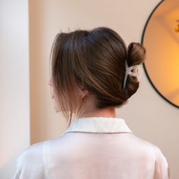Twist Hair Claw Clip – Beige