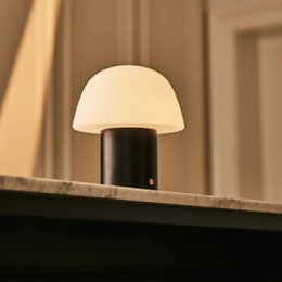 Yannick Black Trådløs Bordlampe