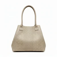 Umhängetasche LOLA – Taupe – Hergestellt in Italien