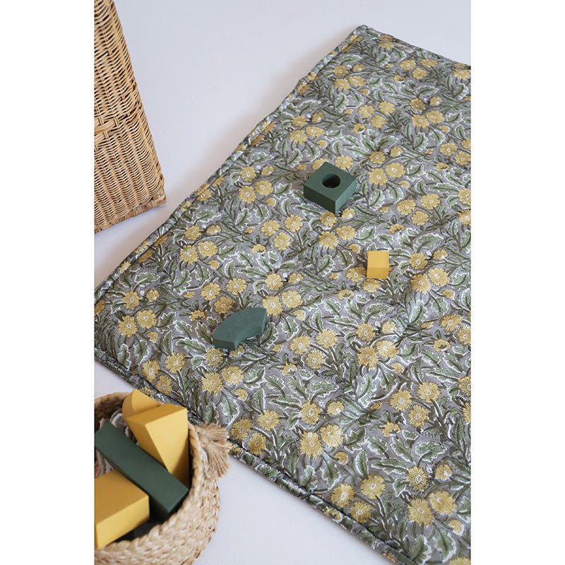 FIDELIA flower print baby rest mat