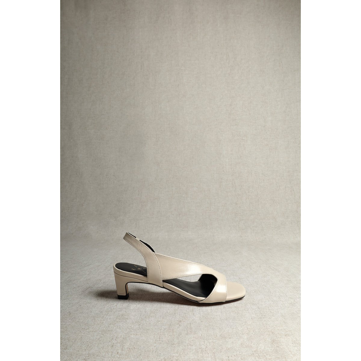 JULIET LATTE – Sandale mit Slingback-Absatz