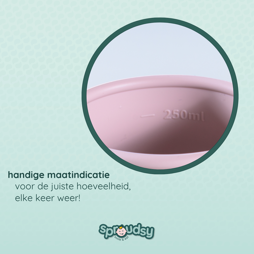 Tazza da allenamento per bebè con cannuccia – Nuvole