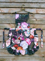 Delantal de mujer con volantes, 100% algodón, estampado | francine negro
