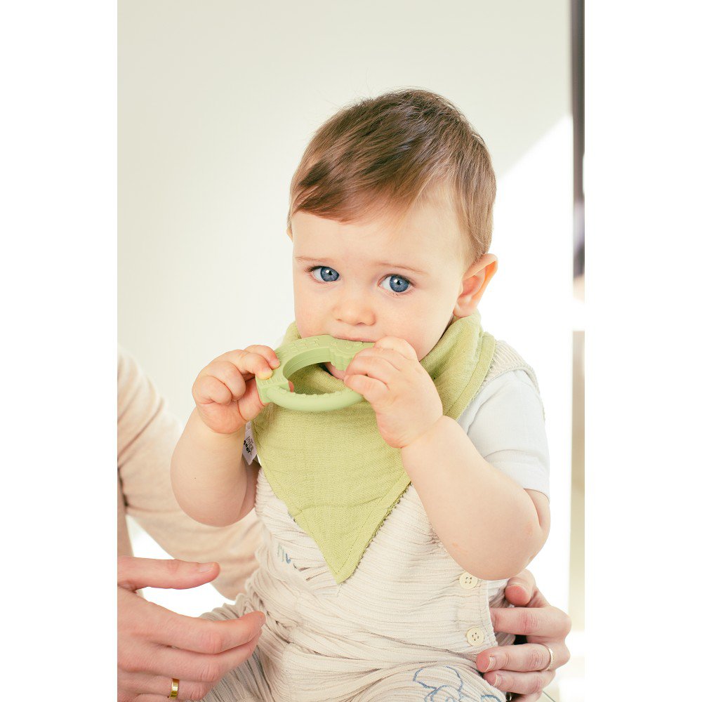 SET DOUDOU + BANDANA + Bijtring - MOD. OSO - OLIJFGROEN