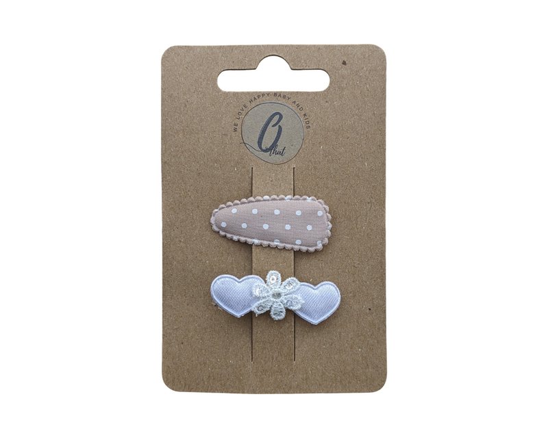 Babyhaarklammern nackt mit Herzen (2 Stk pro Karte) OK3769