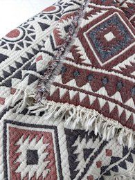 CALMA mousseline deken - rood-grijs-wit - 2,30 x 2,60 m