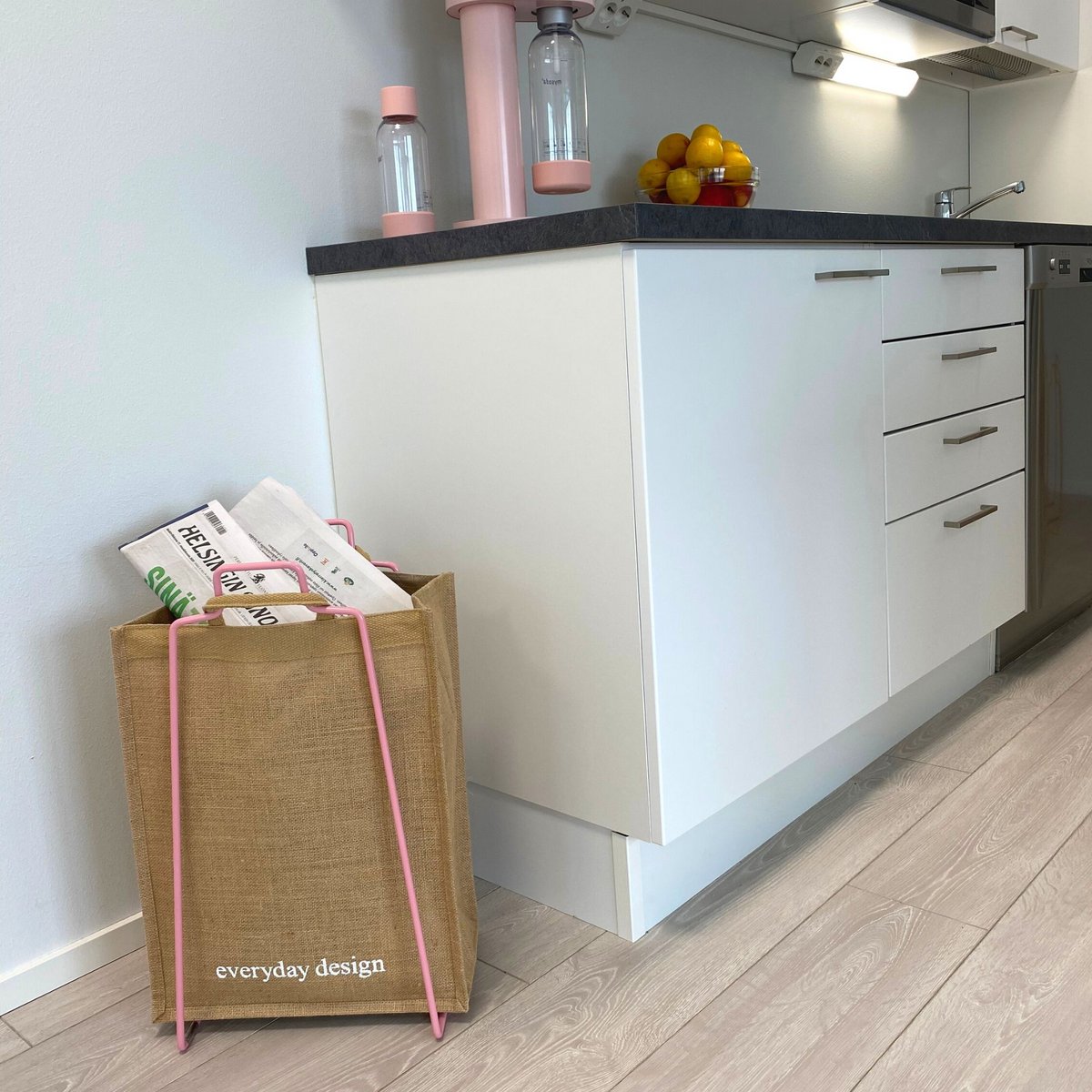 HELSINKI paper bag holder light pink