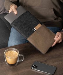 Felt & Washpapa MacBook Sleeve