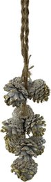 Tannenzapfen-Anhänger - Goldpinsel | 35cm | Natürliche Weihnachtsdekoration | Tannenzapfendekor auf Jutekordel | Gold