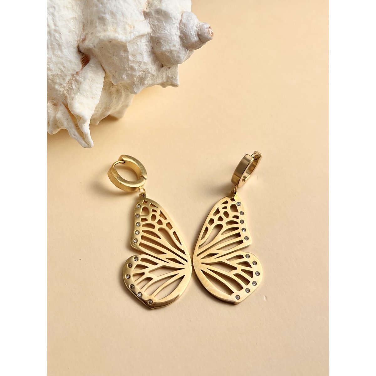 Handering earrings butterfly stainless golden stainless beened light