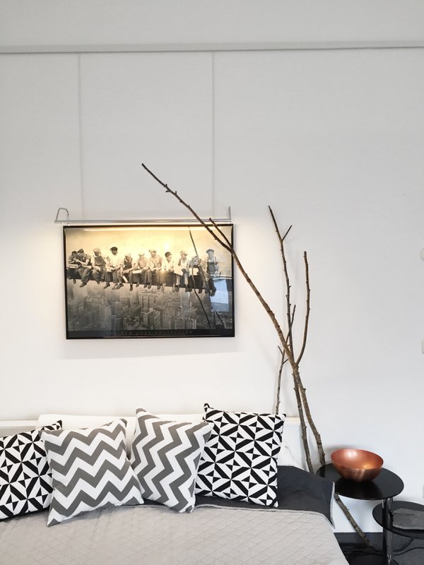 Gallery picture rail with electricity white/white