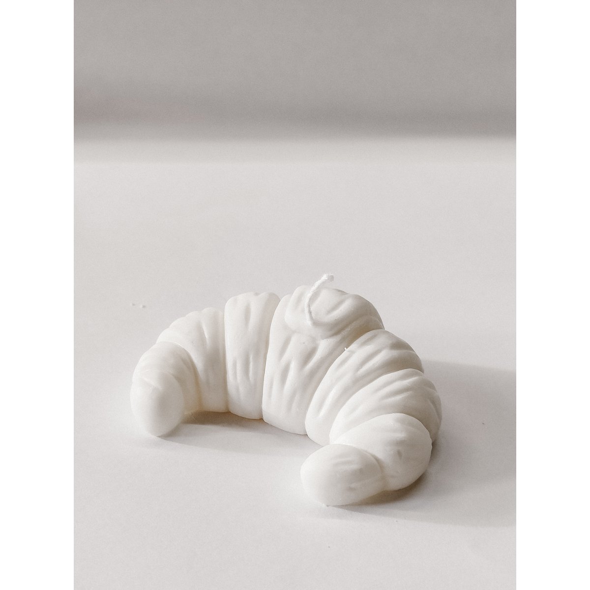 Croissant candle | rapeseed wax