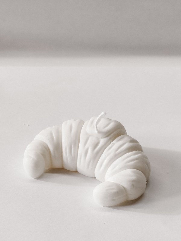 Croissant candle | rapeseed wax