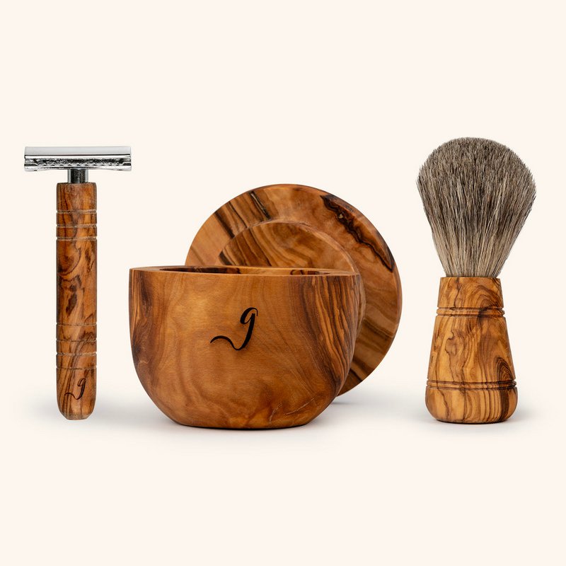 Luxurious handmade olive wood shaving - 10 cm in diameter