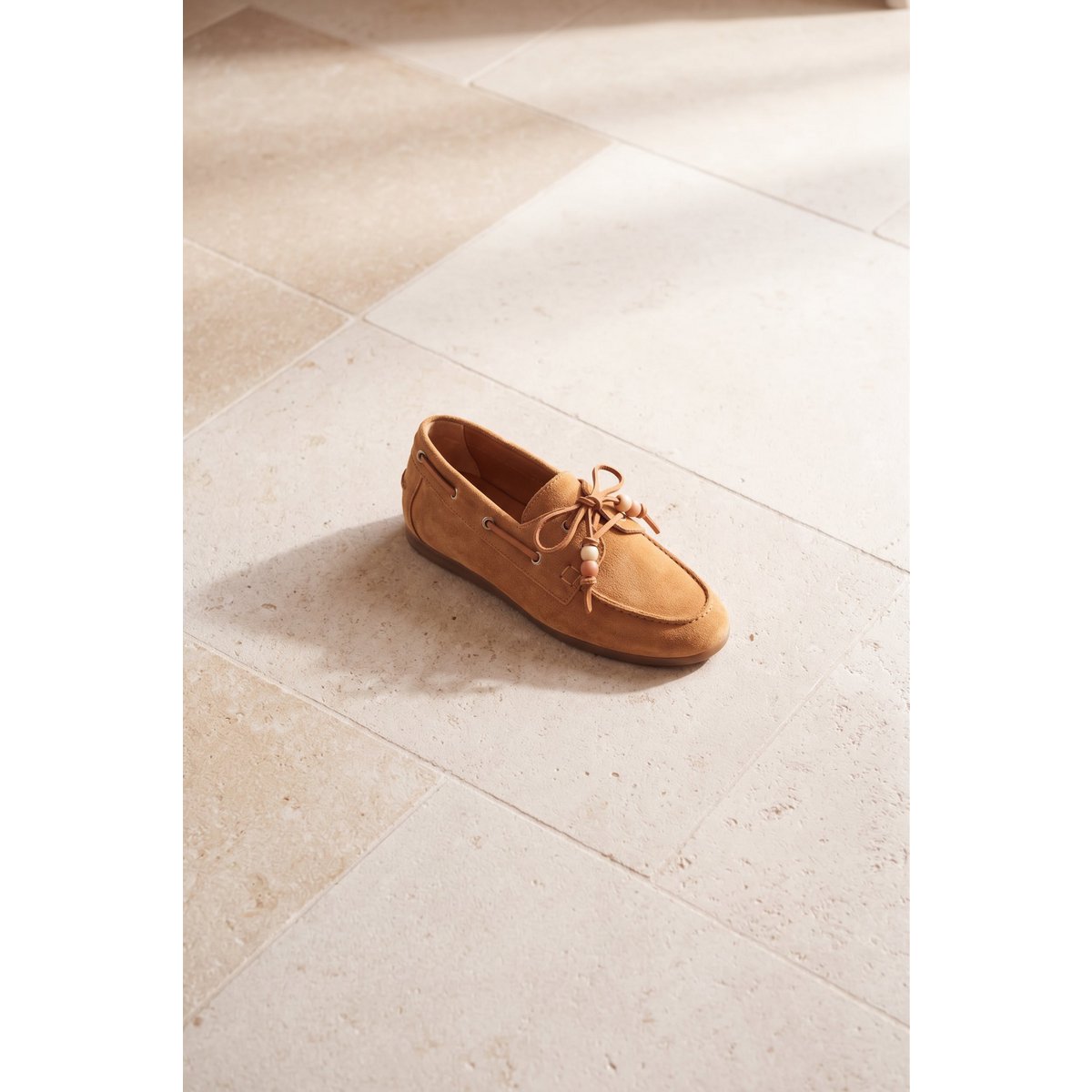 KAI BEADS COGNAC – Bootschoenen met harskralen