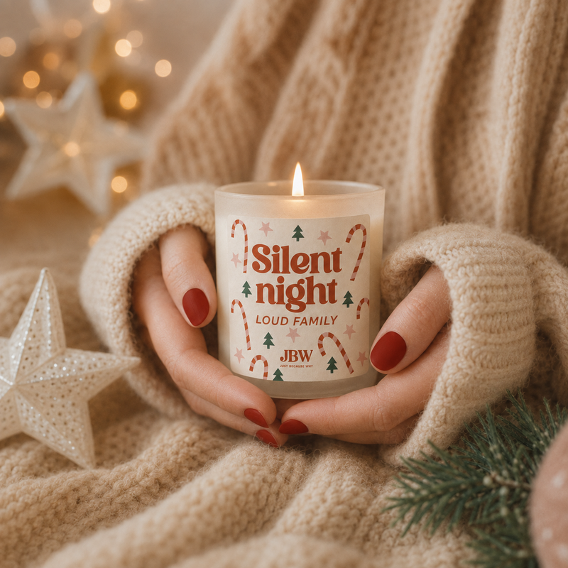 Weihnachtskerze Stille Nacht, laute Familie