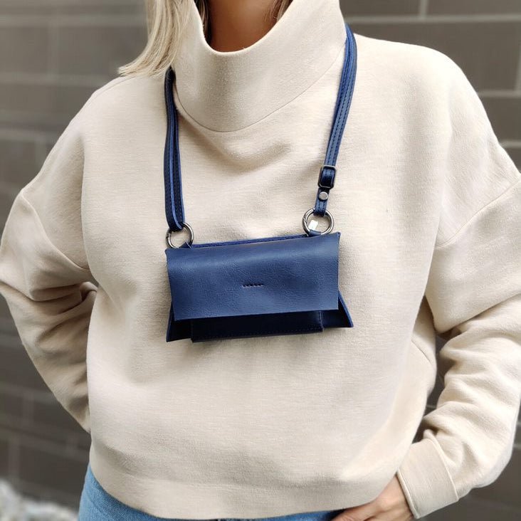 Navy (Grainy Vegetarian Leather)
