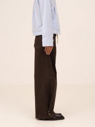 Barefoot Brown Jeans