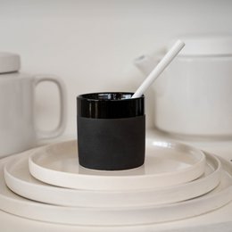 Cup Cyl S cer mat w.band black 150ml 6,7x7cm