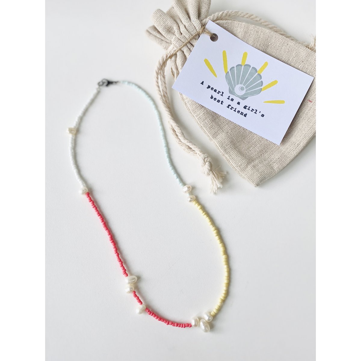 Collar estilo boho con perlas de agua dulce surtido