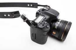 Leather camera strap