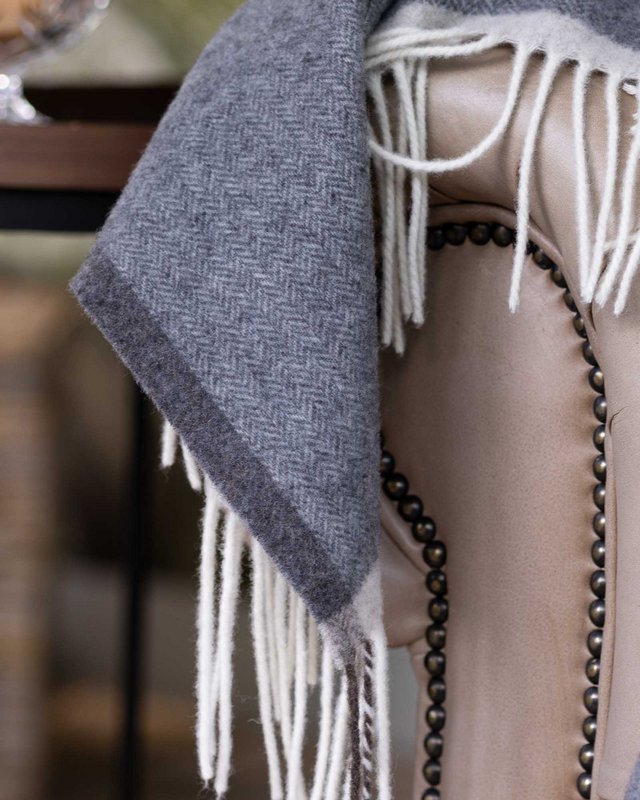 Merino/Cashmere Throwd Deken Milan Grigio Orlo