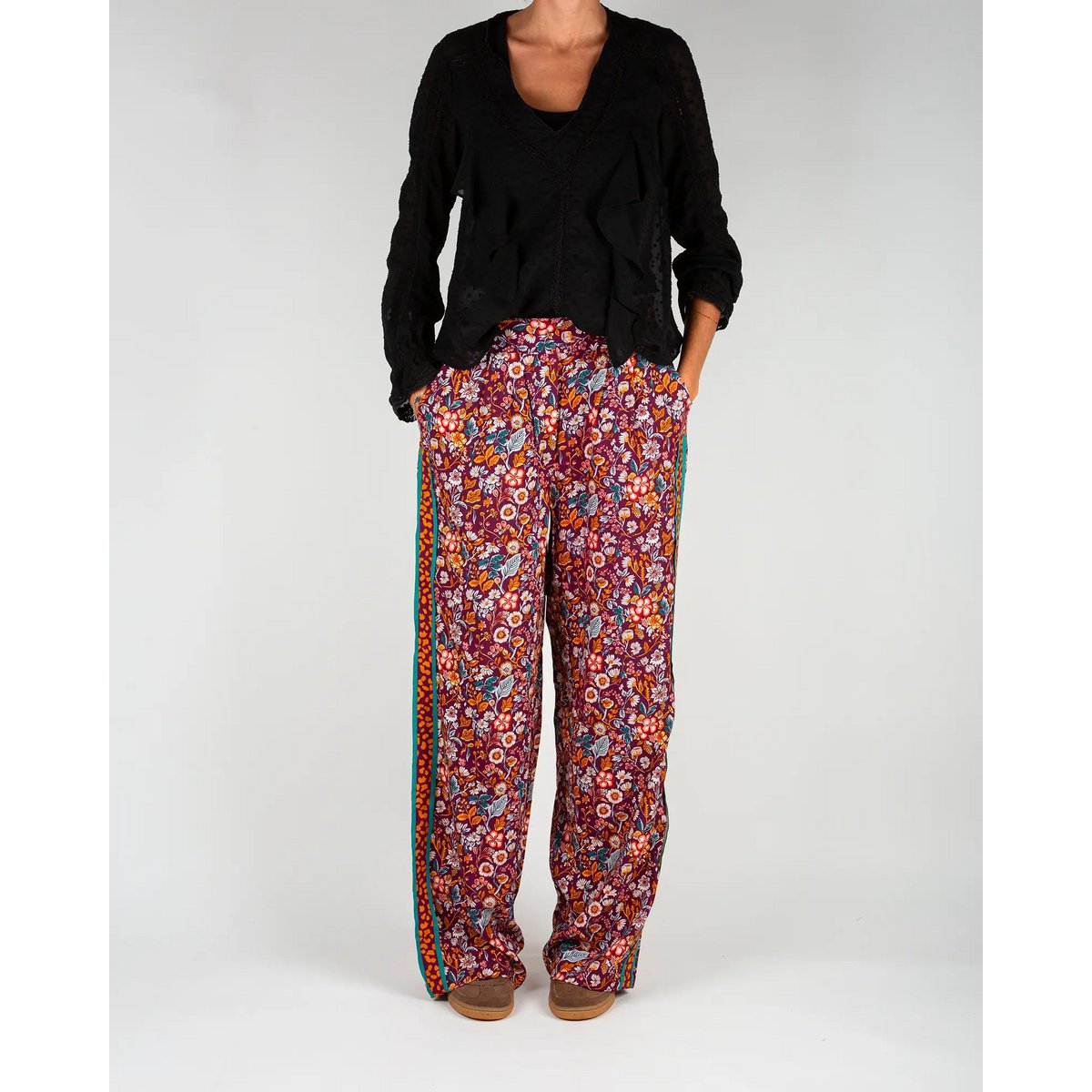 Le pantalon fluide femme imprimé Morris violet