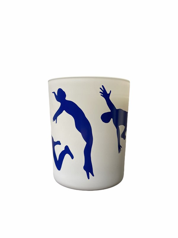 L'accord bleu - kunstlys hyldest til Yves Klein
