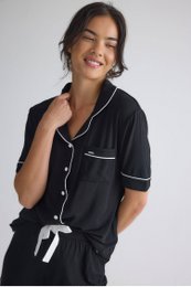 Bambus-Hemd-Shorts-Set in Schwarz