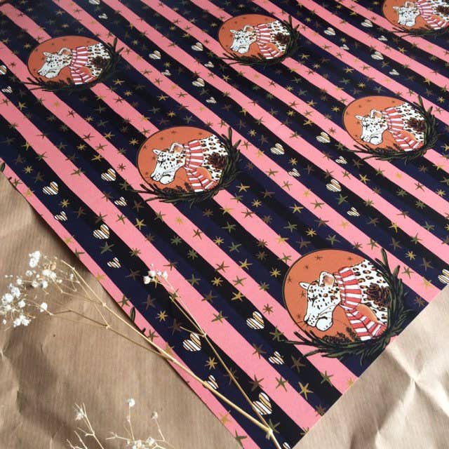 Foglio da regalo stagionale leopardo (50 x 70 cm)