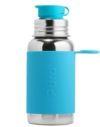 Stainless steel sports bottle with aqua blue silicone sleeve, 550 ml capacity, suitable for yoga and other activities.