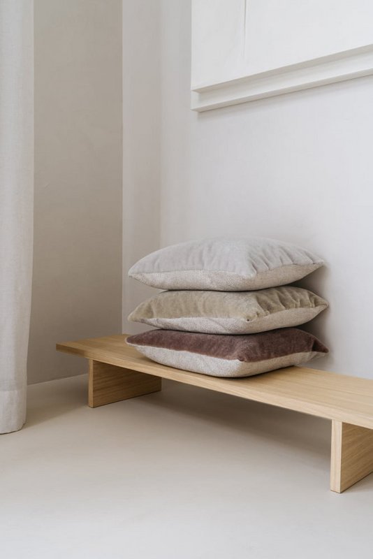 Housse de coussin déco luxe mohair Amy gris brume 50x30 cm