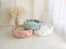 MARSHMALLOW fluwelen hondenmand met marmereffect