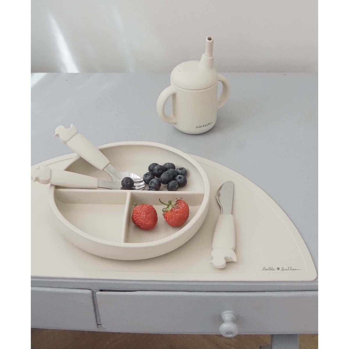 Silicone Divided Suction Plate - Oyster Beige