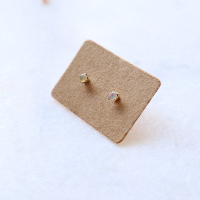 Ohrstecker Opal