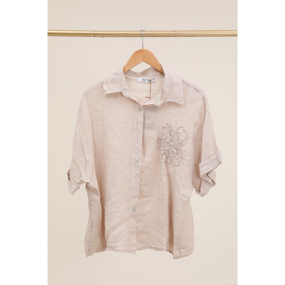 Shirt with a linen flower Ref. 20341