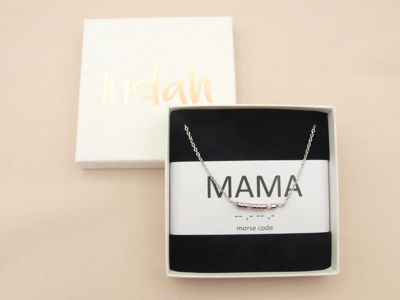 Morse code ketting, mama