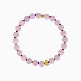  Soft pink beaded bracelet with gold accent

The bracelet features a delicate arrangement of soft pink beads accented with a single gold-colored bead. The round, smooth beads create a simple yet elegant design that would complement a variety of outfits.