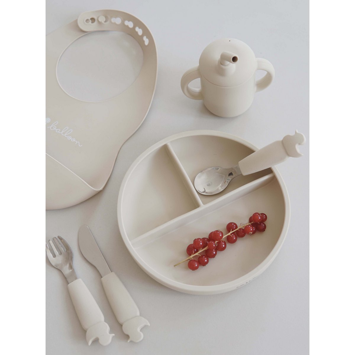 Silicone Divided Suction Plate - Oyster Beige
