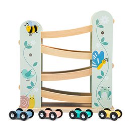 Houten autobaan met 4 auto's