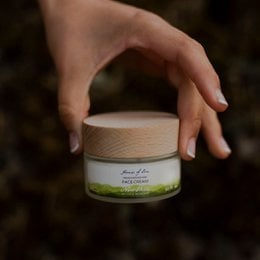 Crema facial altamente nutritiva: cuidado de la piel escandinavo certificado por belleza natural, vegana y limpia