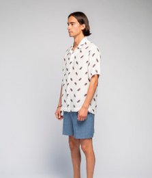 Chemise en lin Ice - Agnė Kišonaitė (Unisexe)