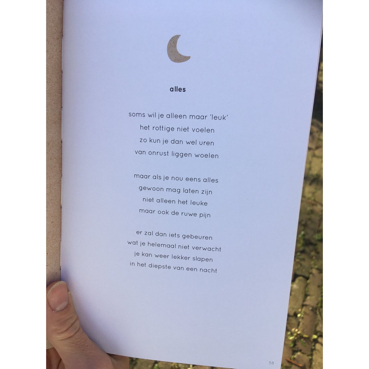 LIGHT in the dark - about love, fear, hope and life