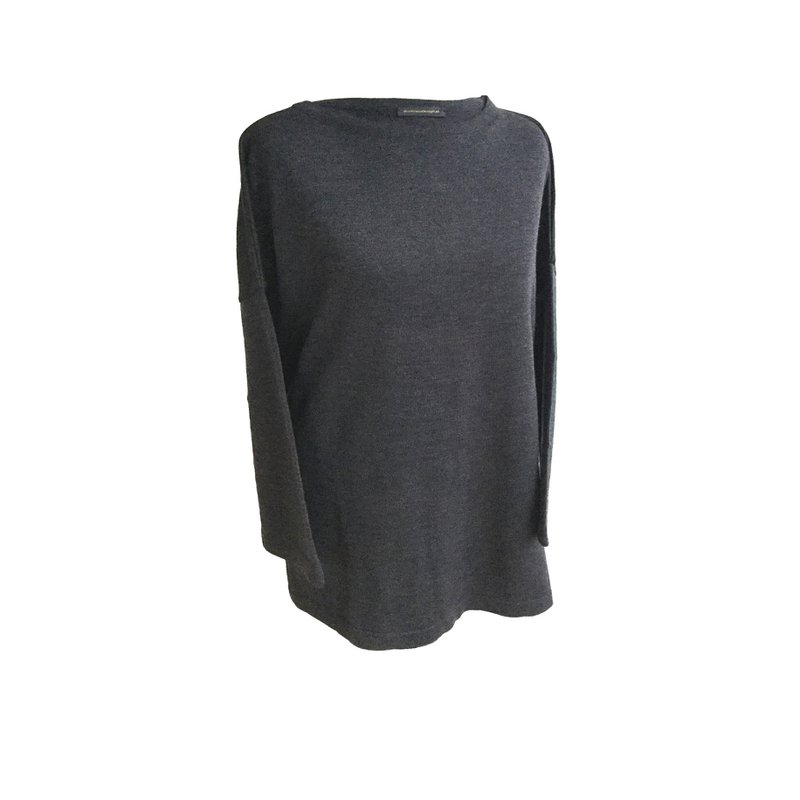 Round neck sweater