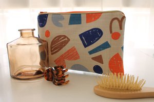 Alna three zipped pocket
