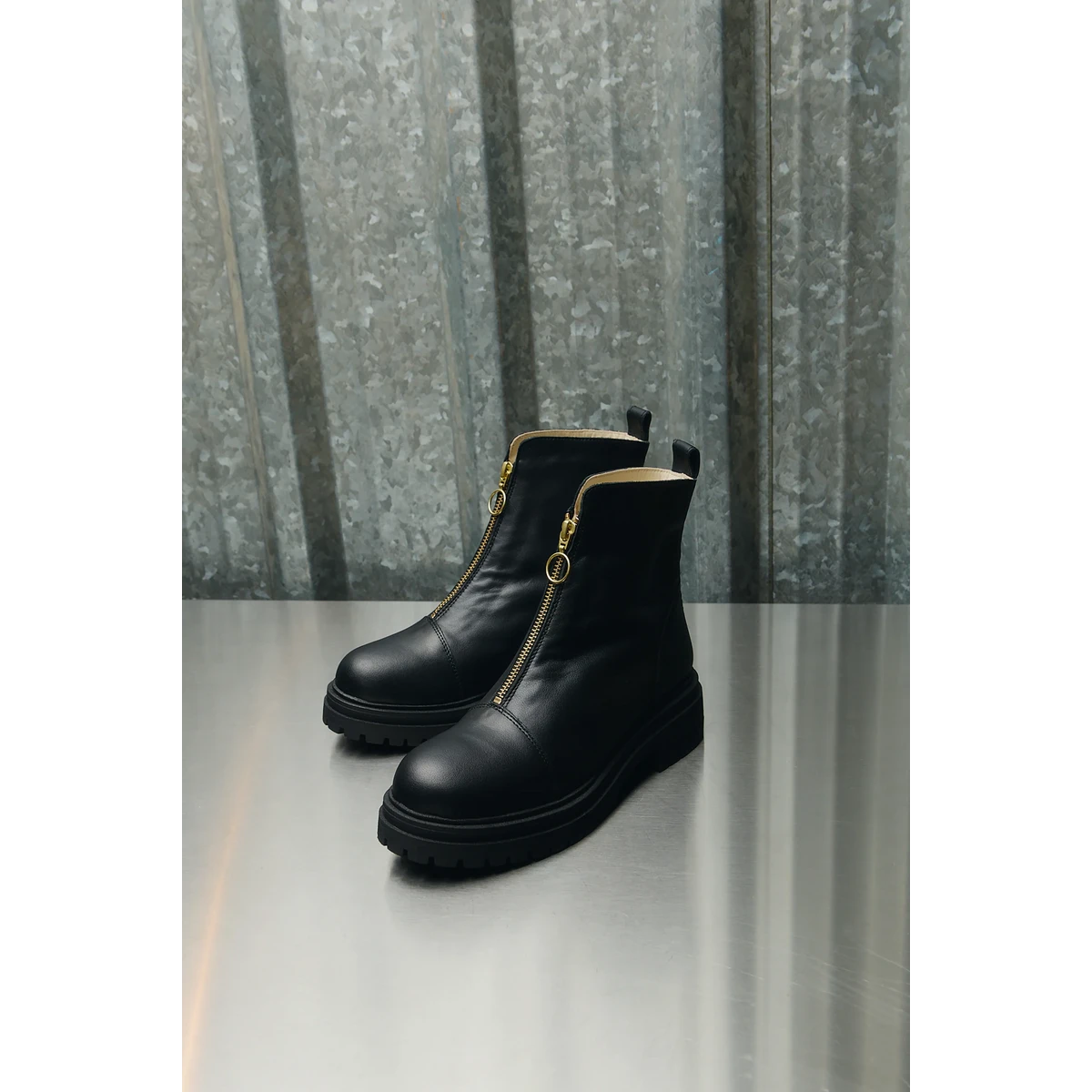 Schwarze Lorna-Reißverschlussstiefel