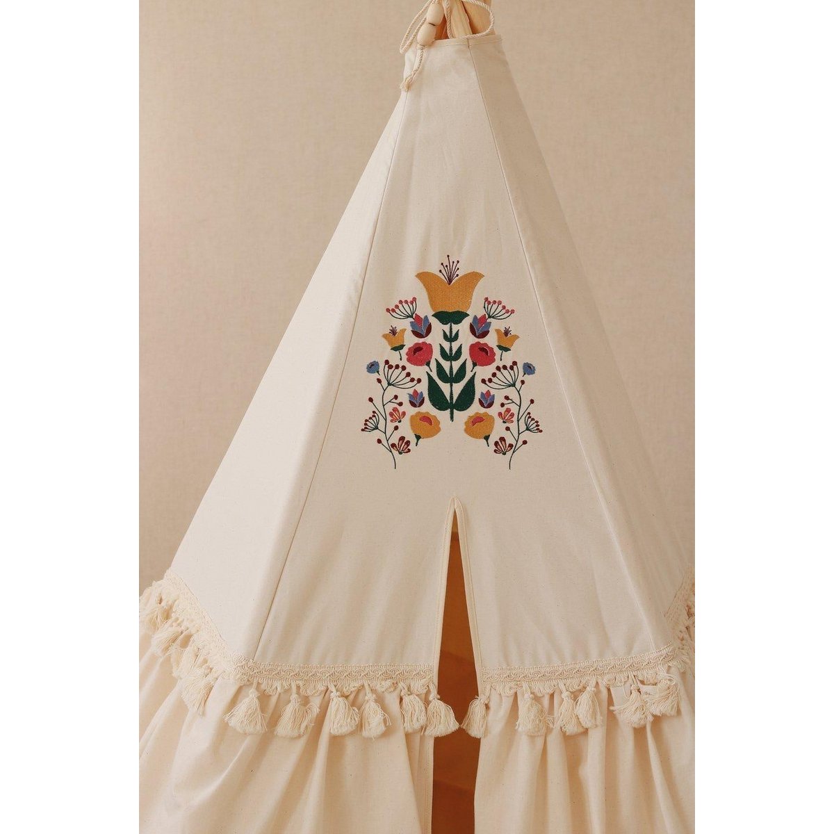 Tipi-Zelt „Folk“ mit Rüschen und Stickerei