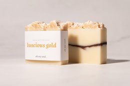 Luxurious gold-colored bar soap with a rich, creamy lather. Made with nourishing ingredients for a luxurious cleansing experience.
